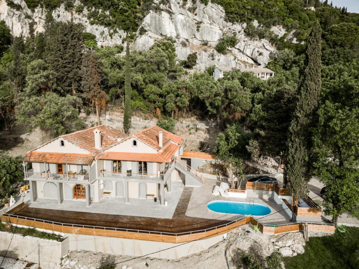 Seven Keys Luxury Suites Achilleion Екстер'єр фото