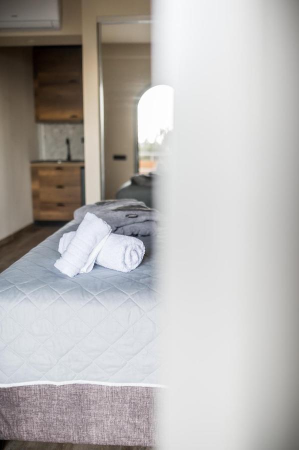 Seven Keys Luxury Suites Achilleion Екстер'єр фото