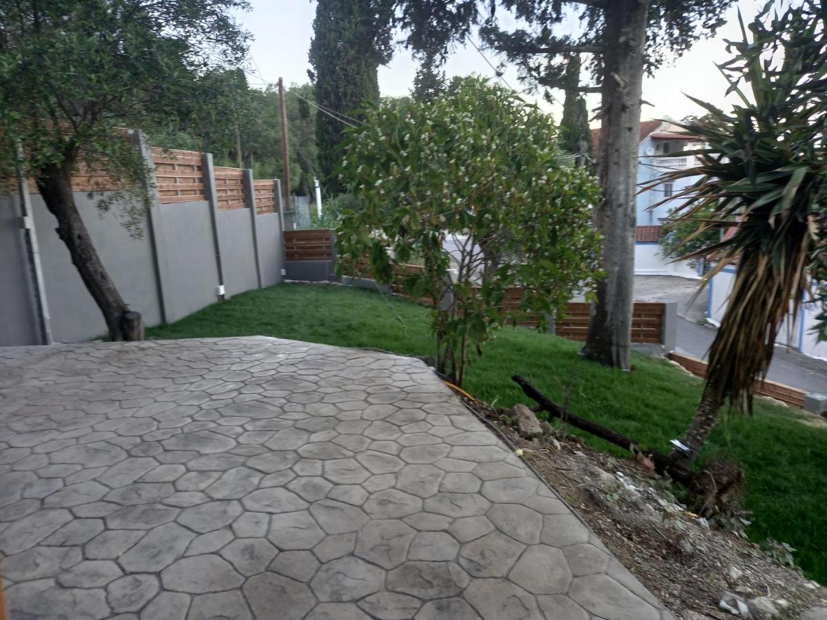 Seven Keys Luxury Suites Achilleion Екстер'єр фото